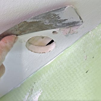 Reparation af gipsloft Reparation af gipsloft